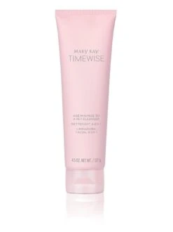TimeWise® Age Minimize 3D® 4-in-1 Cleanser - Combination/Oily