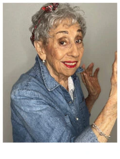 Limited-Edition† 60th Anniversary ICONIC Look Bundle