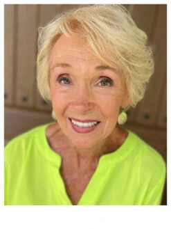 Limited-Edition† 60th Anniversary EVERYDAY Look Bundle